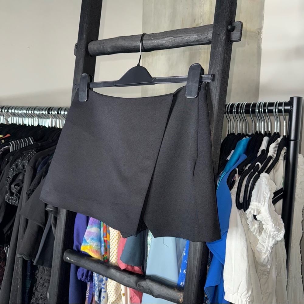 Zara Black Asymmetrical Micro Mini Skort - Picture 3 of 15